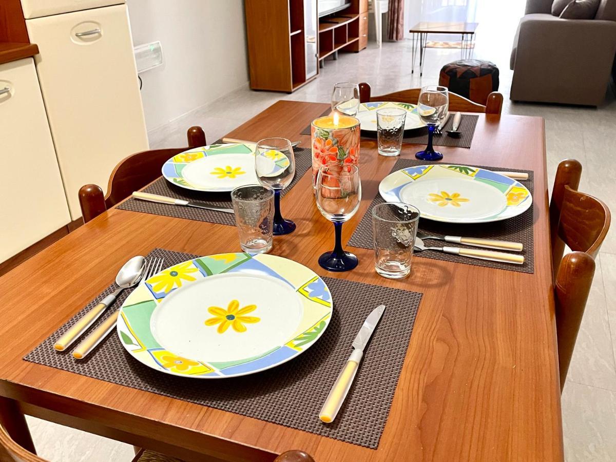 Regent Court - 3 Bedroom Apartment Within Walking Distance From Seafront St. Paul's Bay Exteriér fotografie