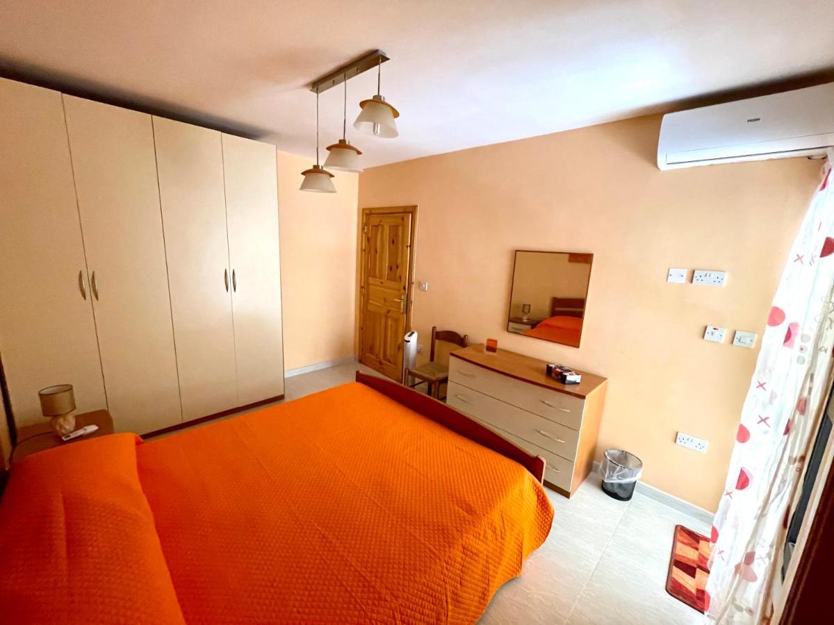 Regent Court - 3 Bedroom Apartment Within Walking Distance From Seafront St. Paul's Bay Exteriér fotografie