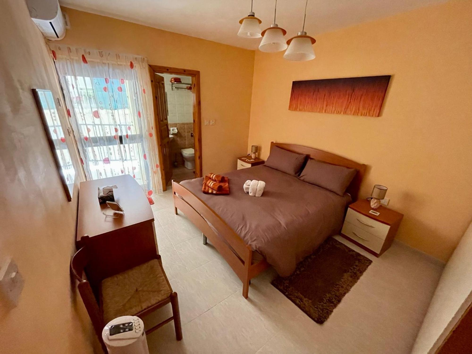 Regent Court - 3 Bedroom Apartment Within Walking Distance From Seafront St. Paul's Bay Exteriér fotografie