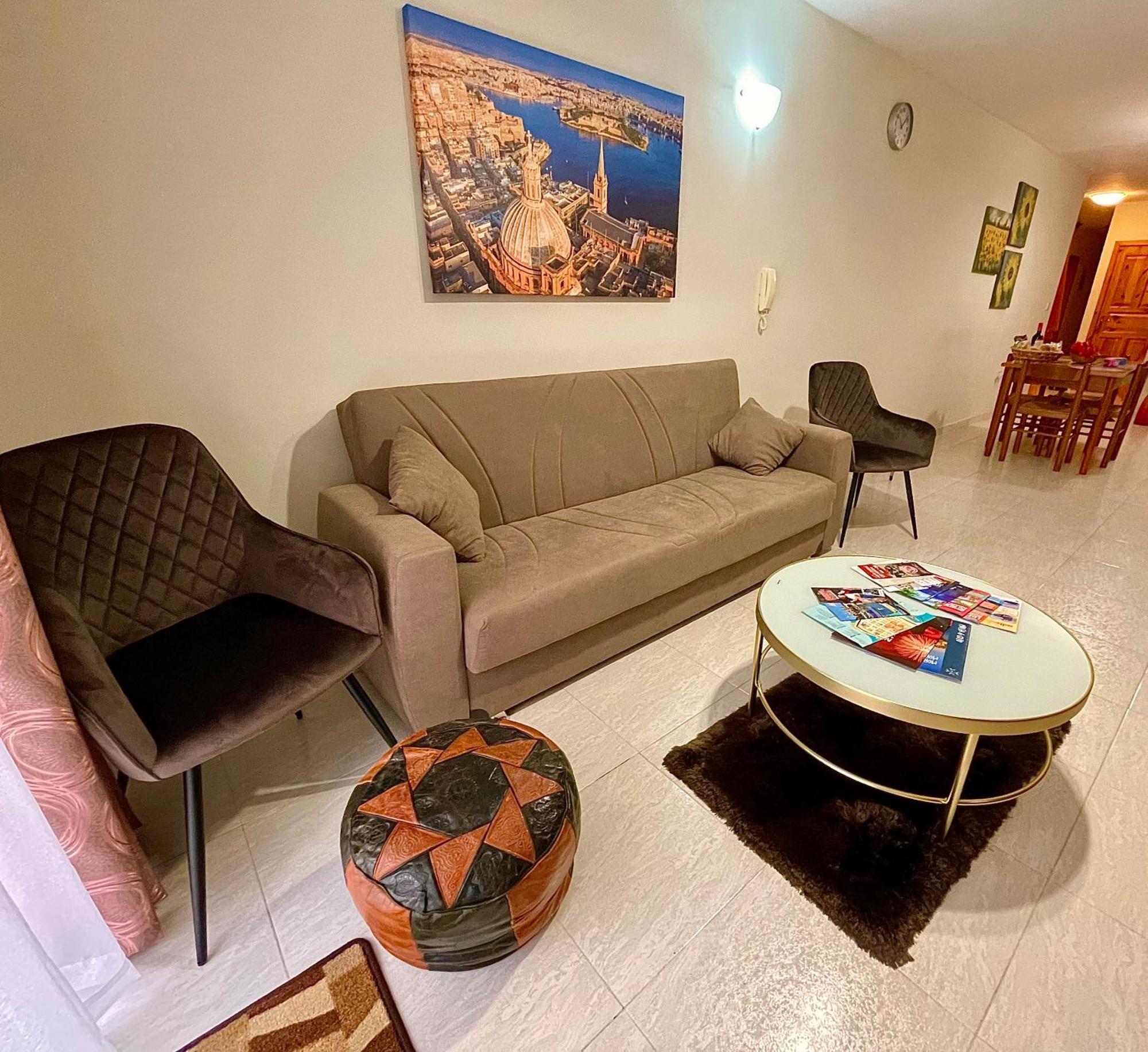Regent Court - 3 Bedroom Apartment Within Walking Distance From Seafront St. Paul's Bay Exteriér fotografie
